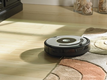iRobot Roomba 615 Saugroboter